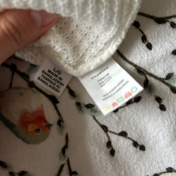 White Turtleneck Sweater - Picture 5 of 5